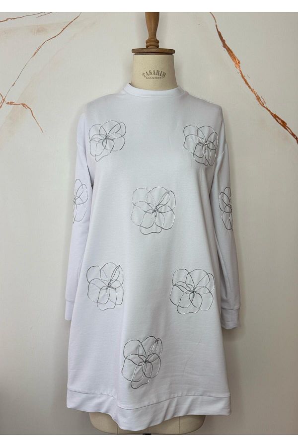 Mymood-Flower Embroidered Sweatshirt 1
