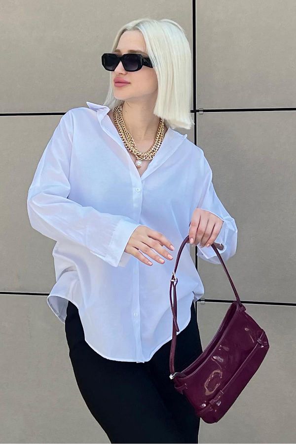 Madmext-Biela nadrozmerná košeľa Mad Girls Mg1369 1