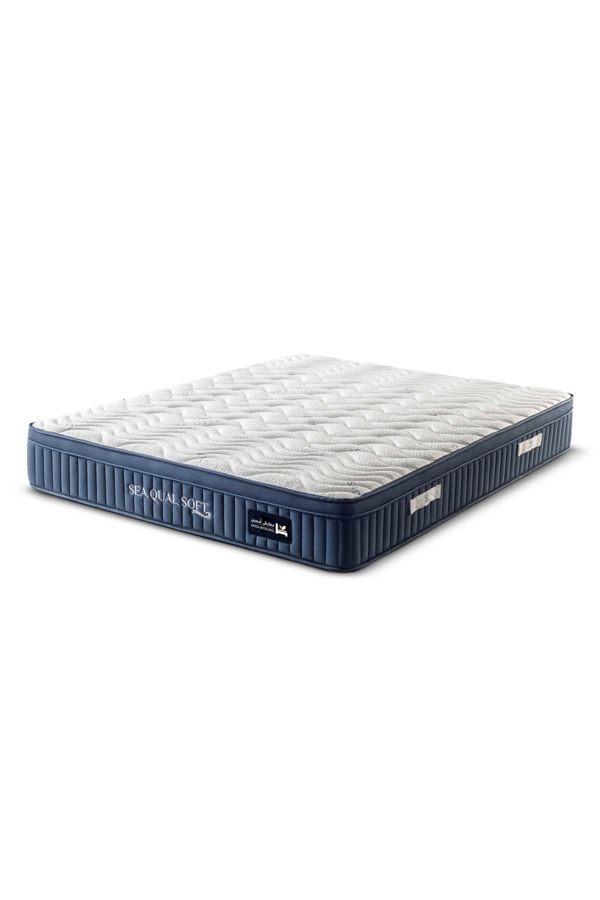 AMSA-Sequal Soft mattress, insulated pocket, 26cm height, 3/5 softness level, ideal support and long-lasting comfort. 1