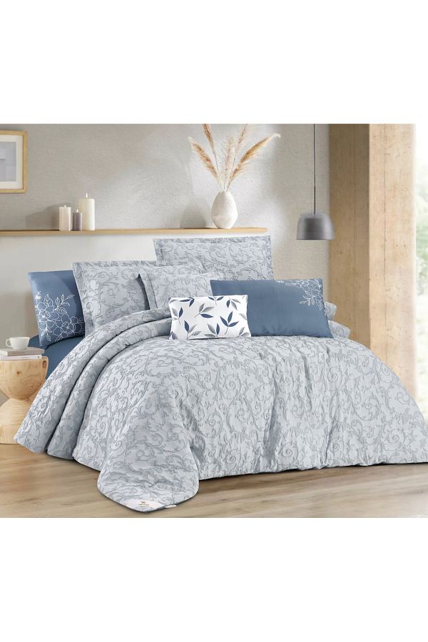 Levore-Livori comforter set, made of durable and soft fabric, with a modern and distinctive pattern that satisfies all tastes, 8 pieces, king size 1