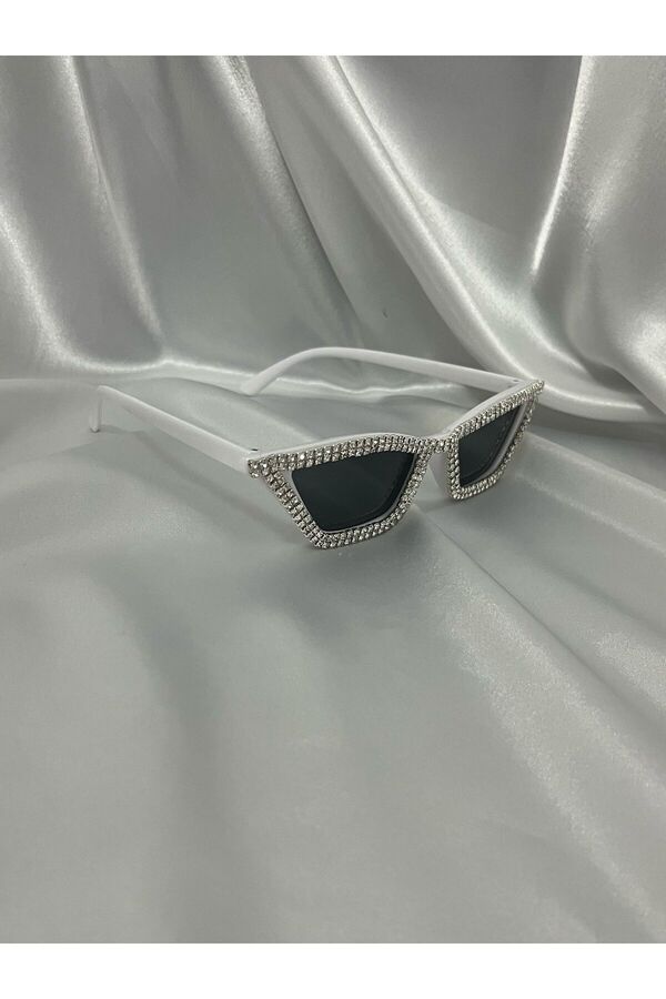 XUPING JEWELRY-White Cat Eye Bride Fashionable Women's Sunglasses with Stones 1