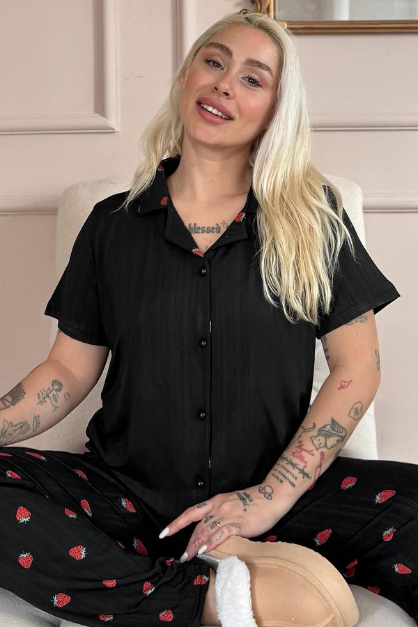 Pijamaevi-Black Noir Fraise Patterned Front Buttoned Marlenka Pajama Set 1