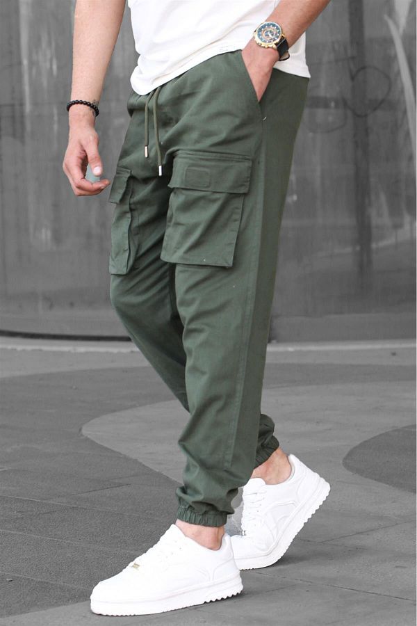 Madmext-Męskie spodnie joggery w kolorze khaki cargo z kieszeniami 6812 1
