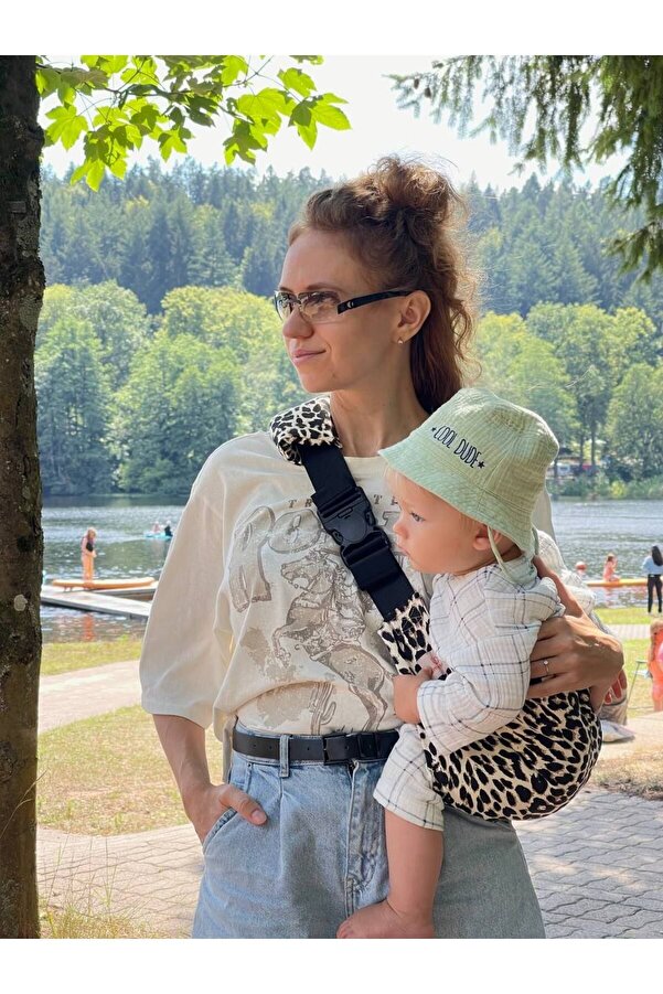 Umarhea Çocuk Yan Taşıyıcı 9 Kg - 20 Kg Leopar Desenli