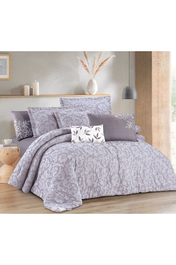 Levore-Livori comforter set, made of durable and soft fabric, with a modern and distinctive pattern that satisfies all tastes, 8 pieces, king size 1