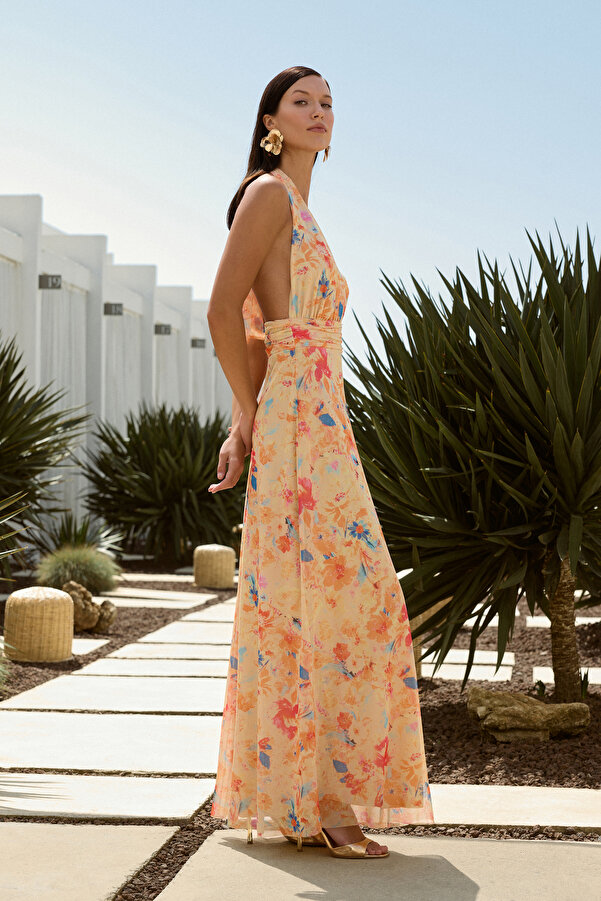 Trendyol Collection Rosa-Mehrfarbiges A-Linien-Flugflug-Tüll