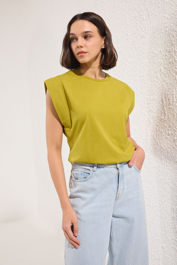 Trendyol Collection-100% Panel Oil Green Basic Biker Collar Knitted T-Shirt 1