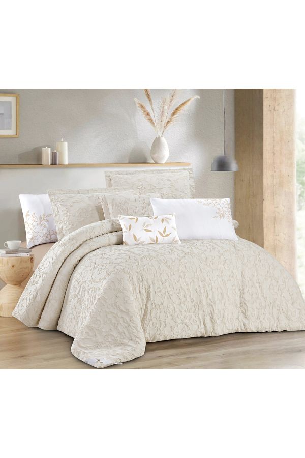 Levore-Livori comforter set, made of durable and soft fabric, with a modern and distinctive pattern that satisfies all tastes, 8 pieces, king size 1