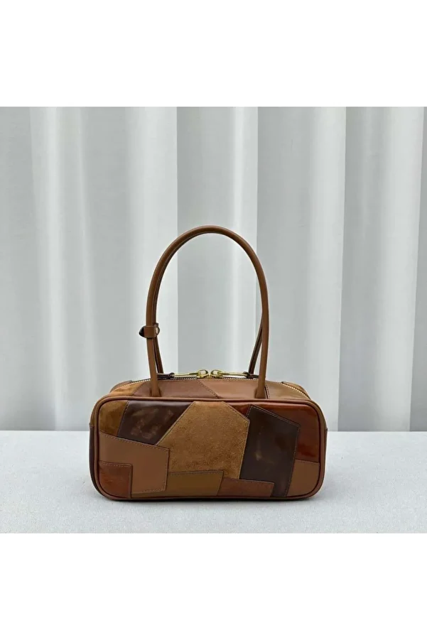 Miu Miu-Luxury Miu Miu shoulder bag with accessories 1