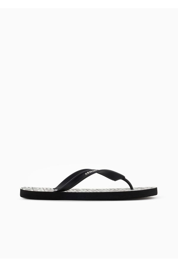 Armani Exchange-Unısex Flip Flops cu talpă plată și confortabilă cu logo-ul mărcii texturat negru și alb XUQ002 XV676-N814 1