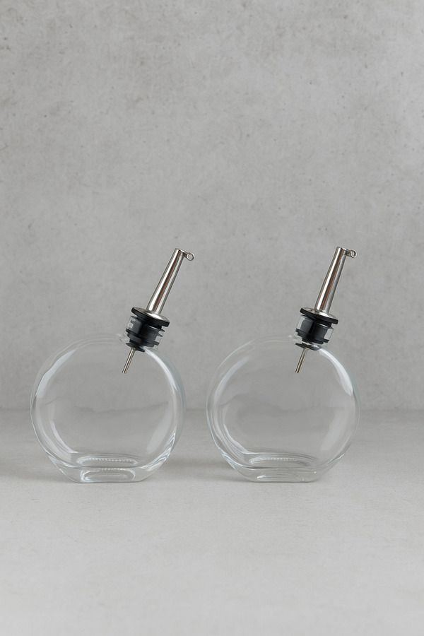 Mirilliahome-Set of 2 Glass Oil Pot, Vinegar Pot and Sauce Bowl with Silver Lid 500 ml 1