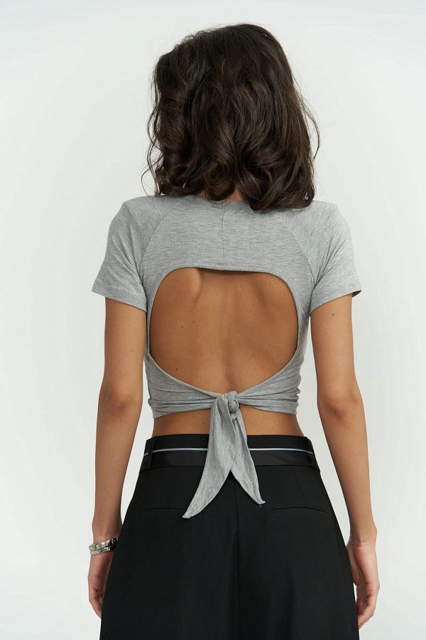 MAİ COLLECTİON-Sivá Crop blúzka s výplňou Perla 1