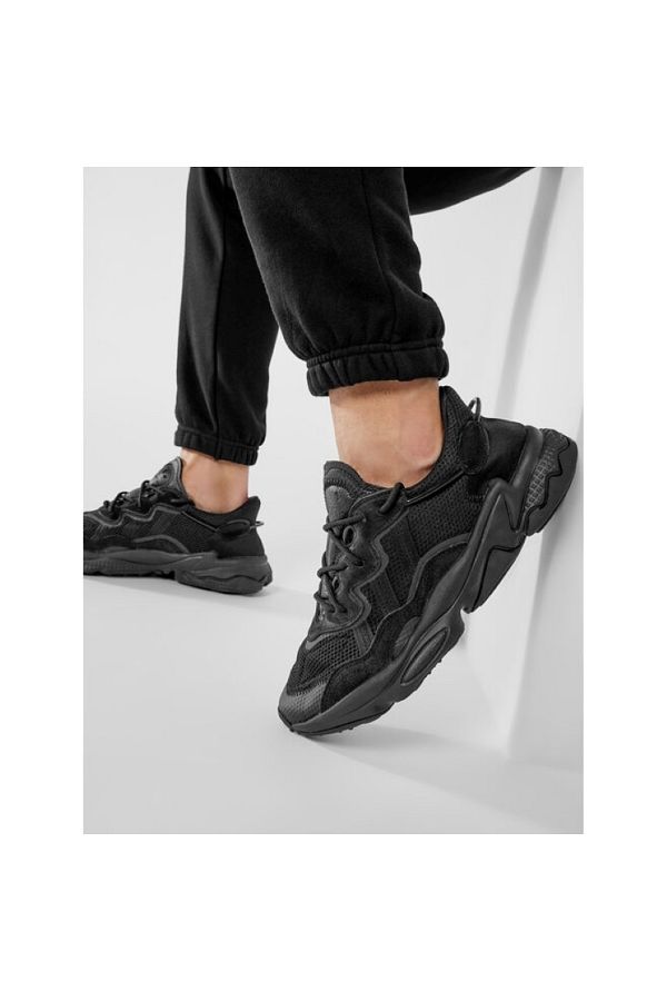 adidas-Ozweego EE6999 Pantofi negri casual pentru bărbați 1