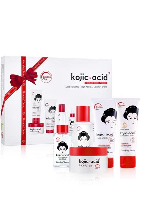 Guanjing-A set consisting of face cream, face serum, sunscreen, face wash, and face toner. 1