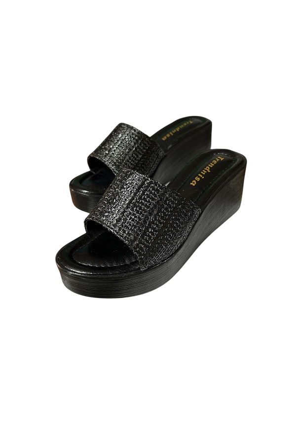 Lion-Wedding Heel Straw Patterned Slippers Suitable for Daily Use 1