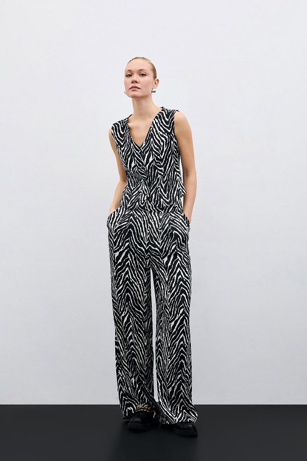 Sateen-Zebra Pattern Trousers - Black 1