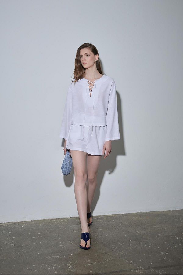 Suud Collection-White Zoe Basic Linen Shorts 1