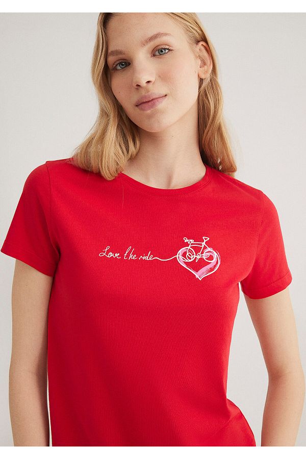 Mavi-Rotes T-Shirt mit Fahrrad-Aufdruck, halbschmale Passform 1612961 -82054 1