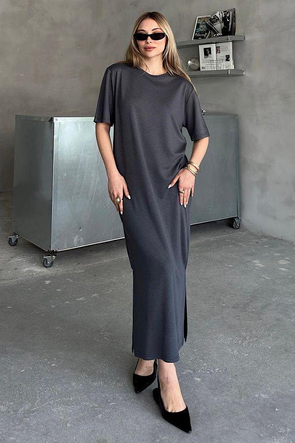 bb butik basic-Μακρύ μάξι φόρεμα με μακρύ σχίσιμο με ντραπέ Basic MX7090 1