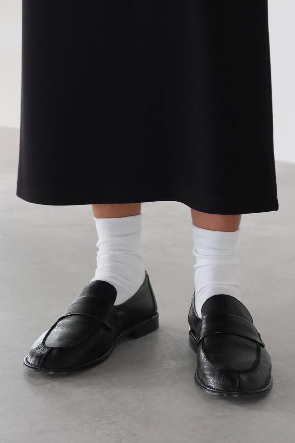 Suud Collection-White Bamboo Socket Socks 1