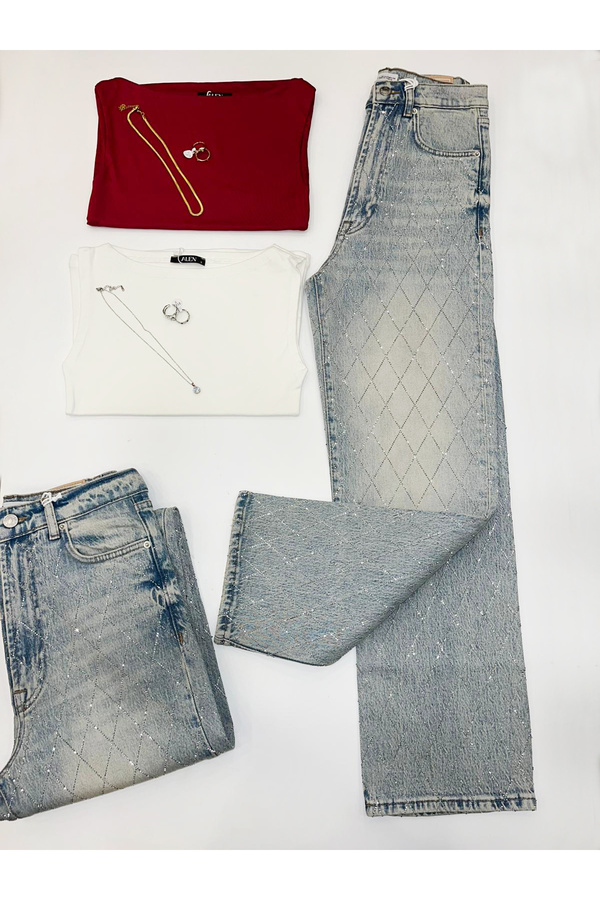 Alen Kiki-Straight Jeans with Diamond Slice Stone on the Front and Back 1