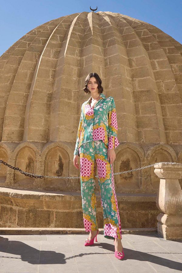 MONAMİSE-Flower and Leaf Patterned Satin Pajama Set 1