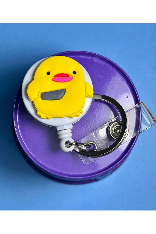 dr hande-Yoyo Badge with Key "Knife-Chasing Chick" Yoyo Badge Holder 1