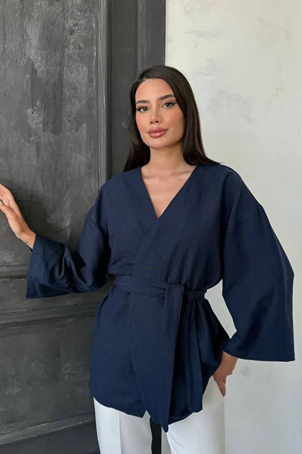 oshebu-Damen-Kimono mit Gürtel 1