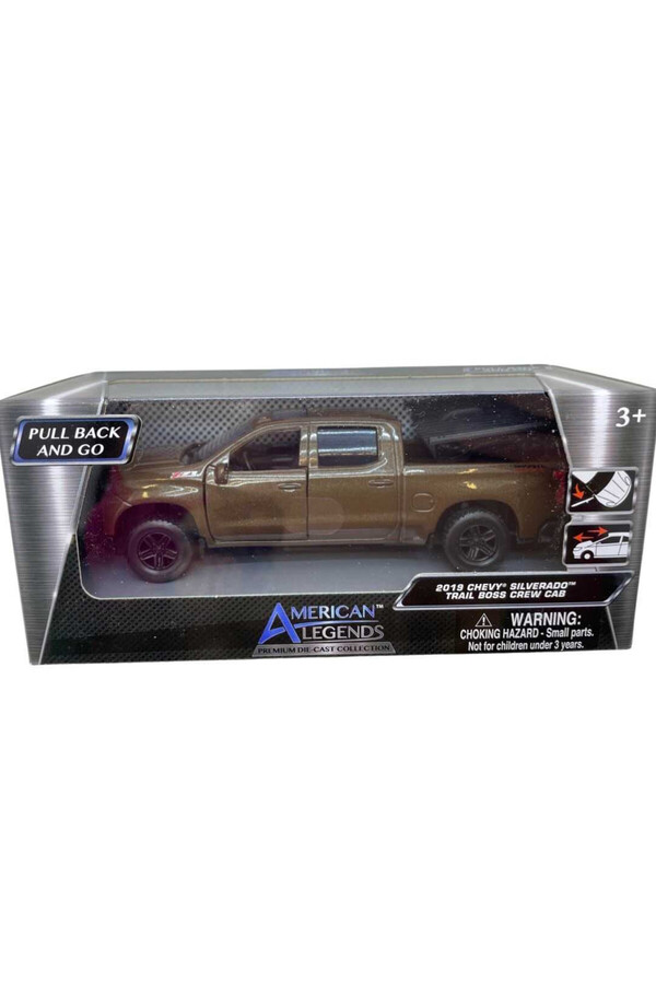 JPT-2017 Chevrolet Silverado black trail boss crew cab model 1/32 1