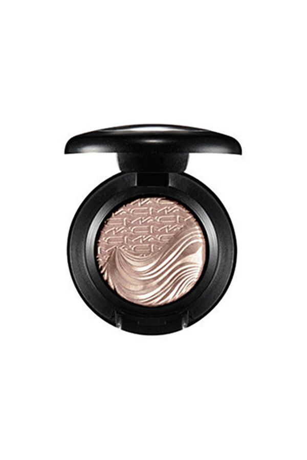 M.A.C-Easy to Apply Shiny Eyeshadow with Rich Color Assortment-A Natural Flirt 1