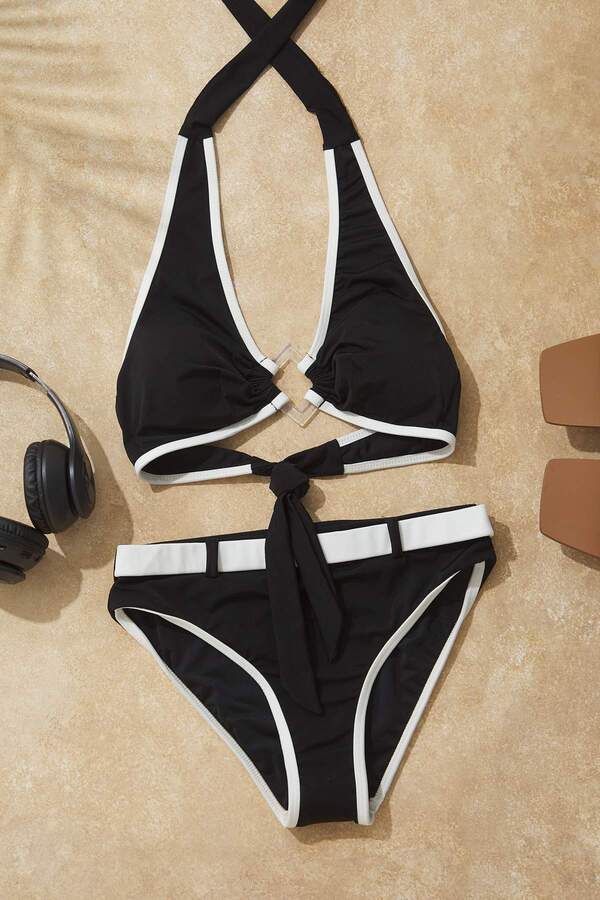 Trendyol Collection-Schwarz-weißes, dreieckiges, normales Taillen-Bikini-Set TBESS25BT00162 1