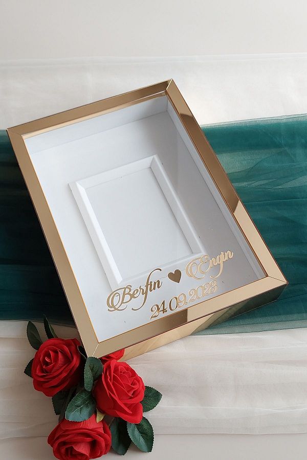 hobicehayaller-25x35 Memory Frame with Name Photo Section!Triangle Slatted Rose Boxes 1