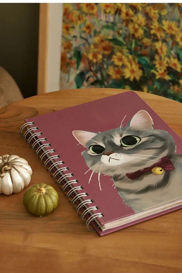 Crow Notebook-A5 15X21 cm Elastic Spiral Hard Cover Undated Lined Notepad with Cat 1