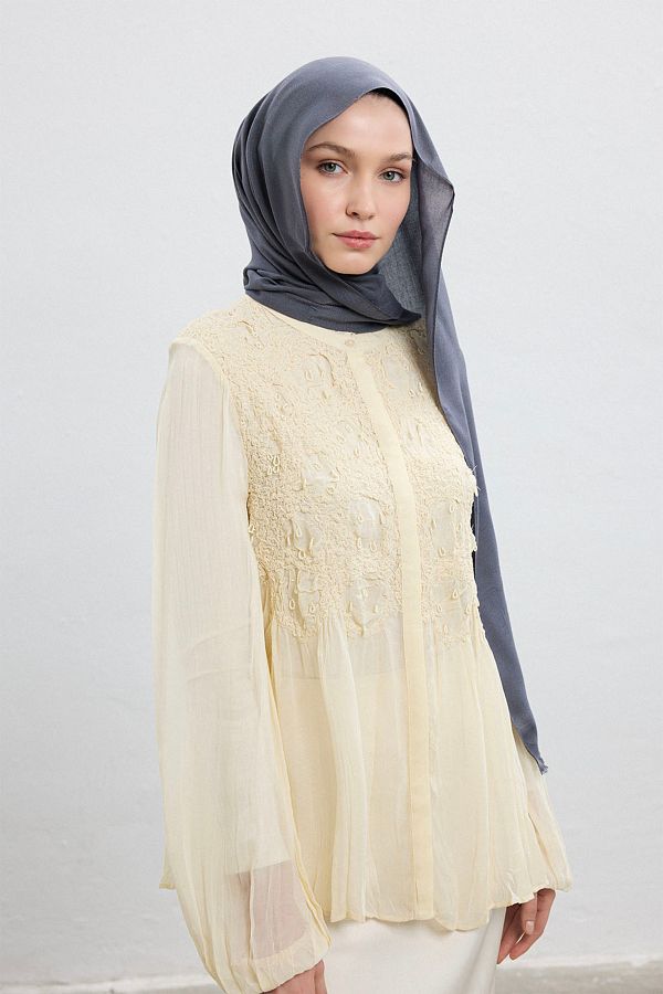 Qef-Anthracite Modal Shawl 1