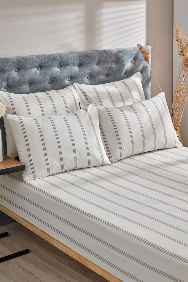 Trendyol Home Double Yarn-Dyed Fitted Sheet 180x200+30cm & 2 Pillowcases 50x70cm TPHSS25CCT00000