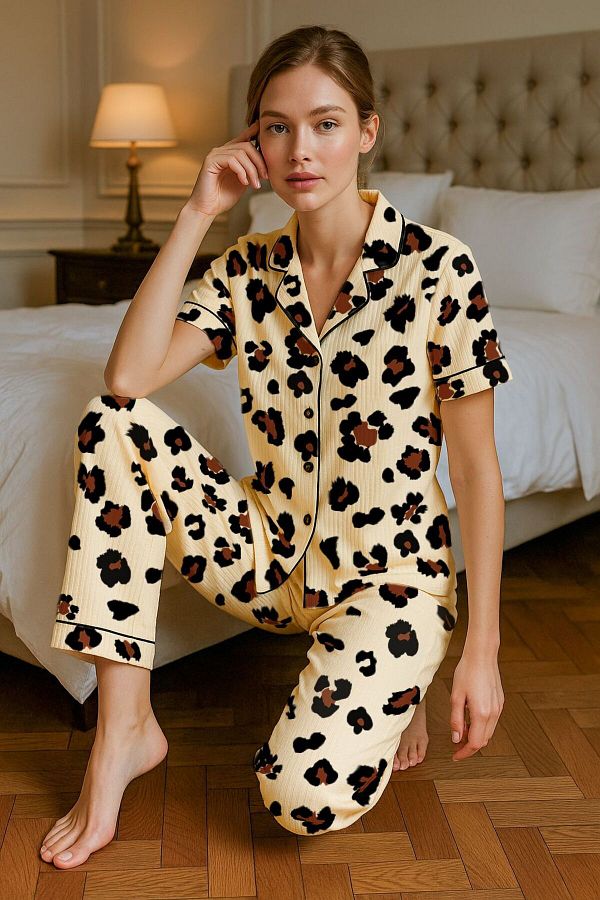 BELLA NOTTE-Leopard Printed Buttoned Summer Pajama Set 1