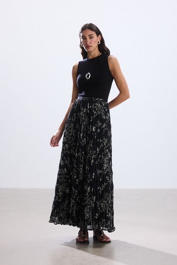 BE BLUE-Minimal Flower Patterned Skirt 1