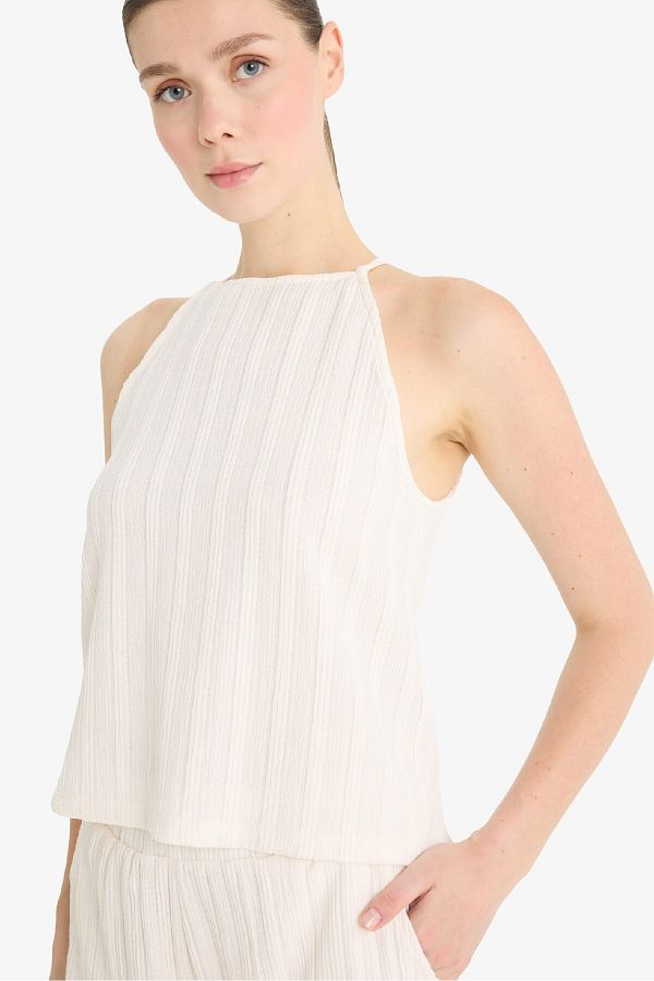 DeFacto-Regular Fit Halter Neck Wrap Undershirt F4449Ax25Sm 1