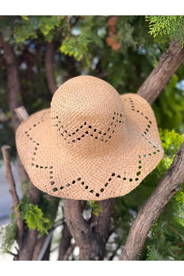 Axesoire-14725 Camel Wide Straw Hat 1