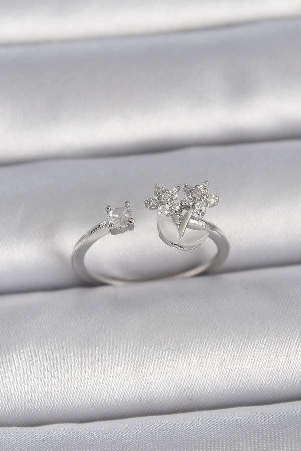 Skygo-Brass Silver Color Adjustable Zircon Stone Star Model Women's Ring - Tj-Byk3397 1