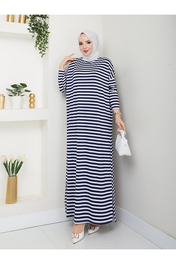 MODAMÜNASİP-Our Striped Viscose Combed Cotton Dress with a Fabric That Doesn'T Define the Line of the Hat 1