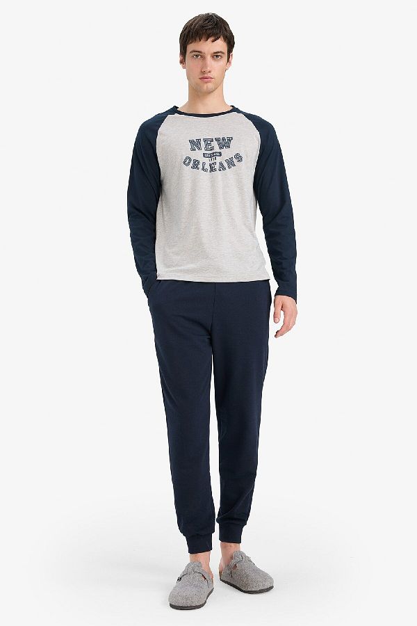 DeFacto-Regular Fit Pajamas Set Printed Long Sleeve Top Long Bottom E0496Ax25Sp 1