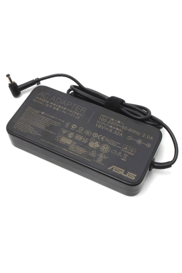 MSI-MSI GT640 Square Shape 120W Charger 1