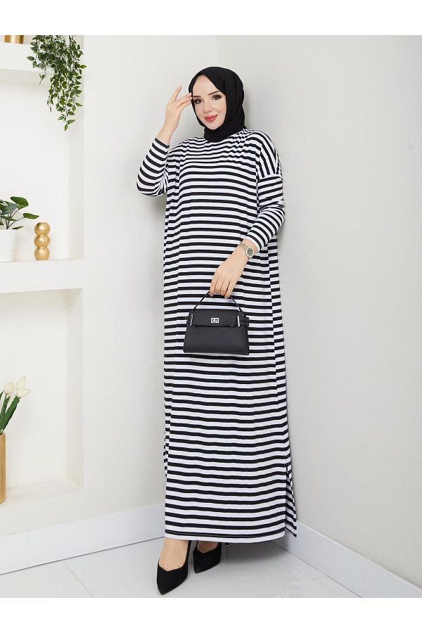 MODAMÜNASİP-Our Striped Viscose Combed Cotton Dress with a Fabric That Doesn'T Define the Line of the Hat 1