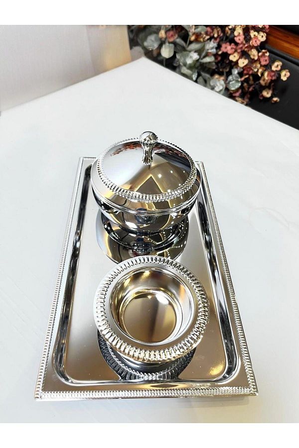 aljahwari-Date set with tabsi and a small silver plate 1