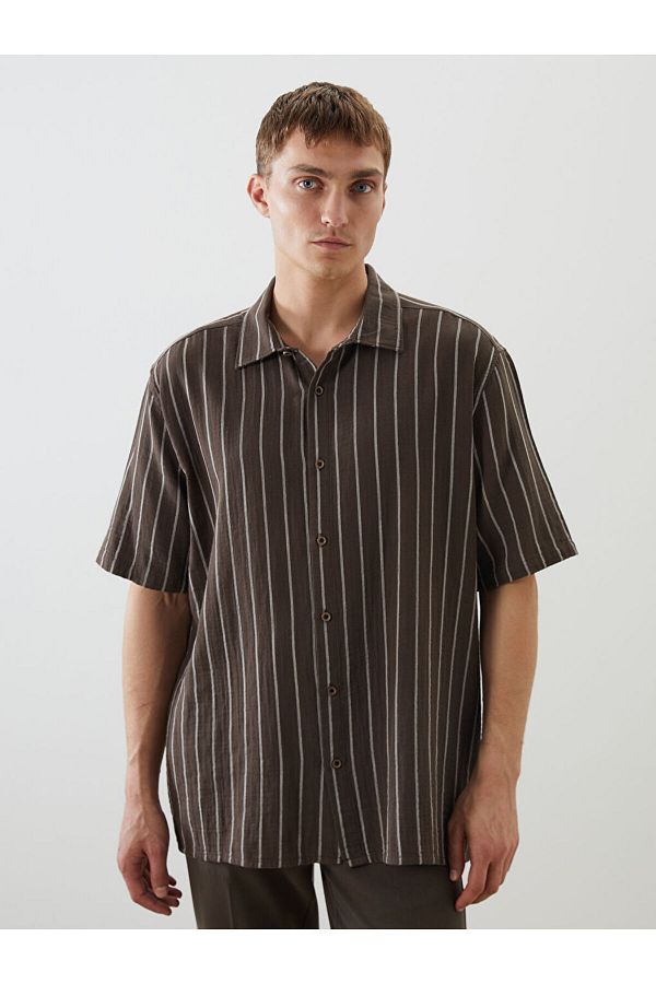 LC Waikiki-New Season Regular Fit Short Sleeve Striped Muslin Men's Shirt - S5Pl13Z8 1