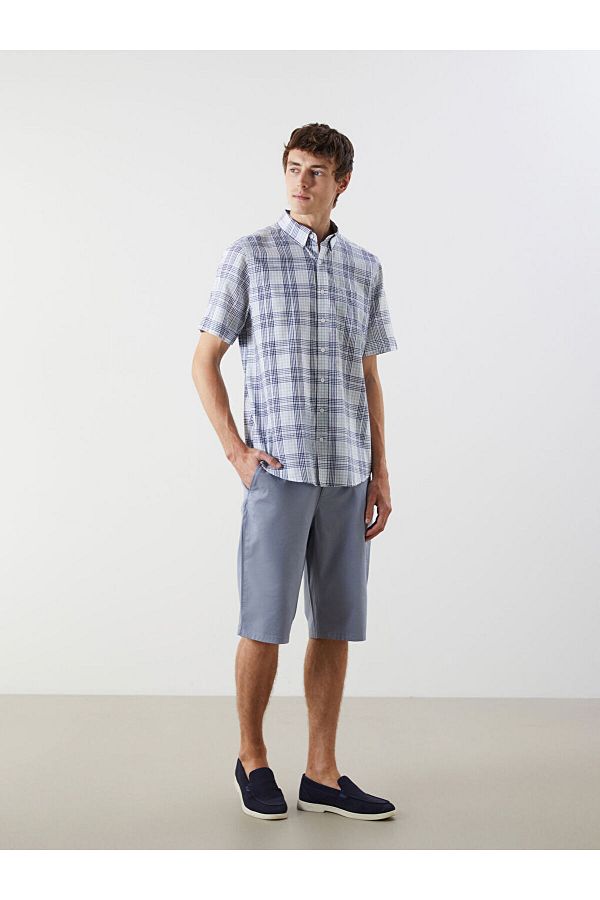 LC Waikiki-Ανδρικό σορτς Gabardine Standard Fit 1
