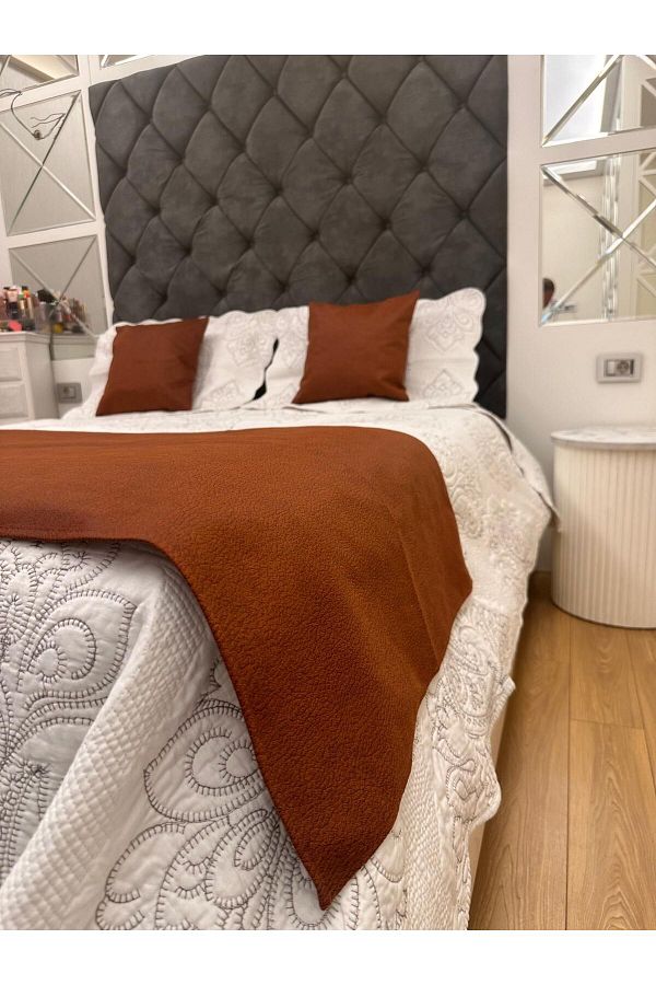Becenhouse-Bed Runner Set Double Cream Color Comfortable for Home and Hotels 1 Runner and 2 Pieces Throw Pillow 1