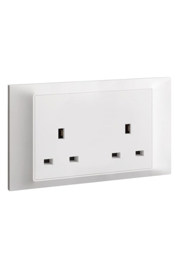 Legrand-10 pieces of 13A white plug socket with switch Legrand 1