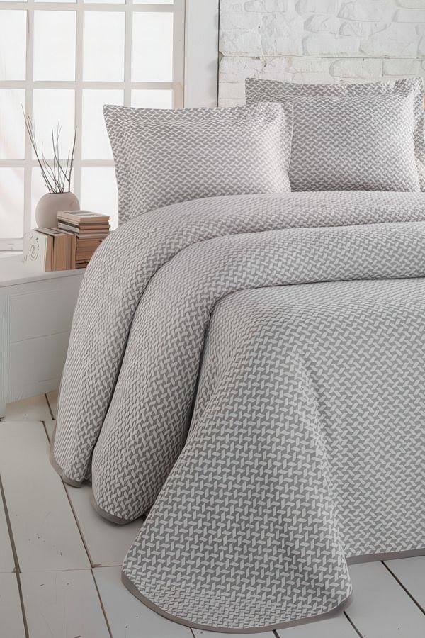 GAMA HOME-Jacquard Single Bedspread / with Special Design Bag / with Different Color and Pattern Options 1